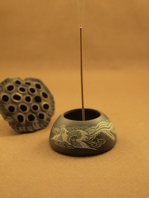 澄泥石刻鳳香插 純手工雕刻的石質(zhì)香爐與盤香爐批發(fā)指南